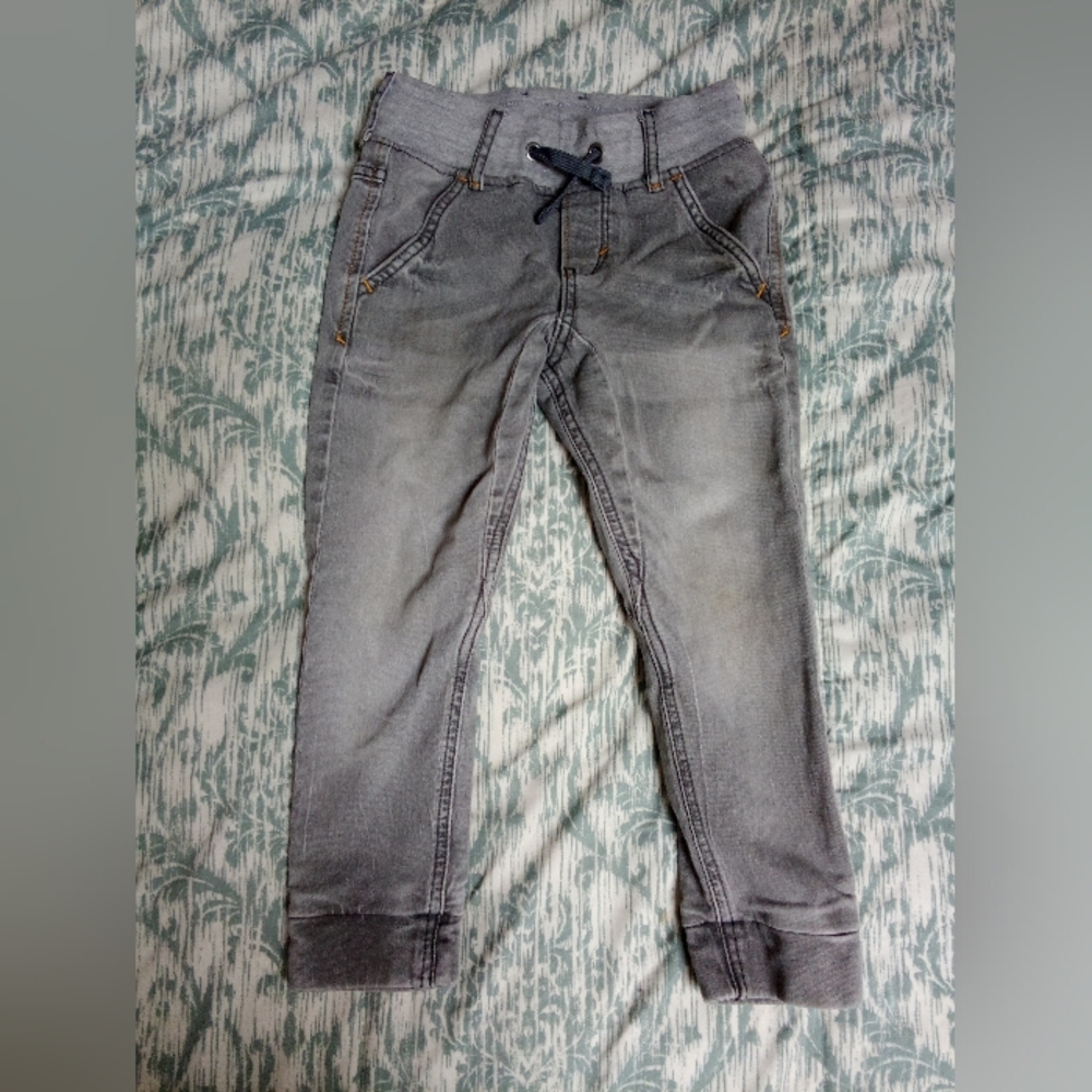 Grey Denim Jeans Boys Size 4/5 Brand: JOGGERS